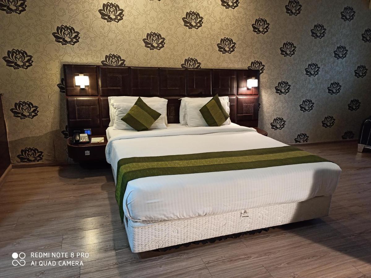 Hotel Patliputra Exotica Patna  Exterior foto